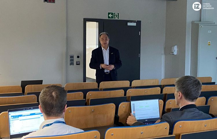 seminarium WIZ z udziałem prof. Thatchera