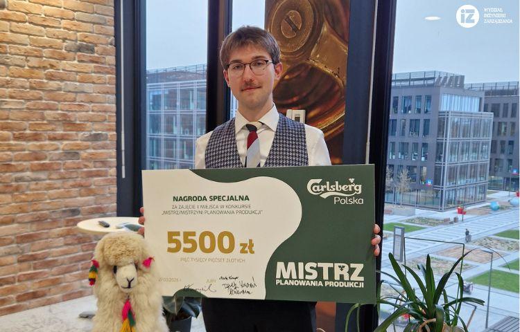 Leszek Chmielewski z nagrodą