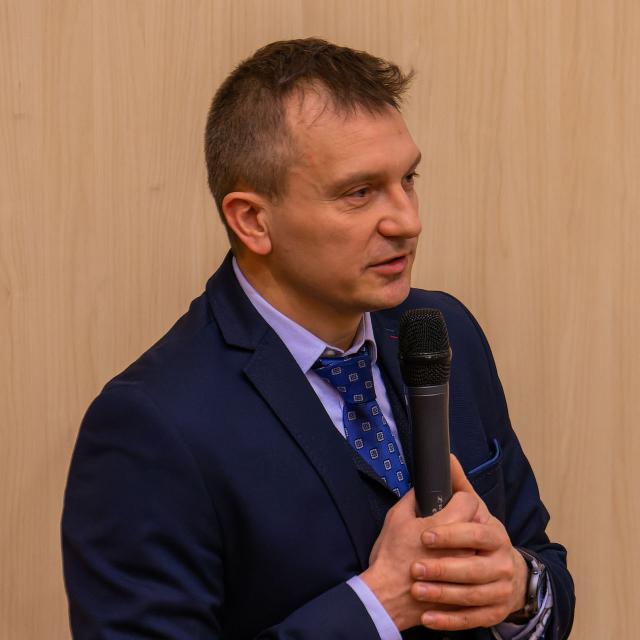 Zdjęcie wykonane podczas 11. Forum Logistycznego w dniach 13 - 14 kwietnia 2023 r. Na zdjęciu dr hab. inż. Marcin Butlewski, prof. PP