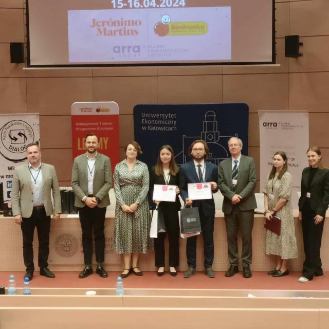Marta Broda i Arkadiusz Auguściak, II miejsce w finale konkursu „VIII Uniwersytecka Liga Logistyków”