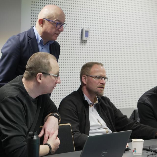Zdjęcie ze szkolenia „Zarządzanie kryzysowe w społecznościach lokalnych: od budowania odporności i zaufania po modelowanie zagrożeń”