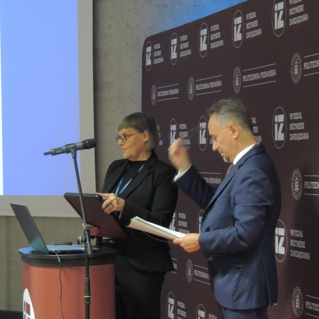 Zdjęcie z rozpoczęcia konferencji w Auli budynku WAWIZ