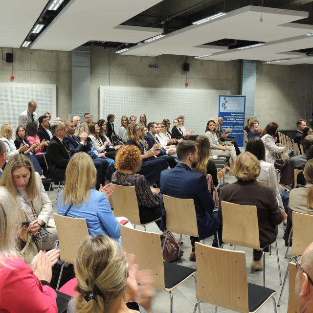 Zdjęcie z rozpoczęcia konferencji w Auli budynku WAWIZ