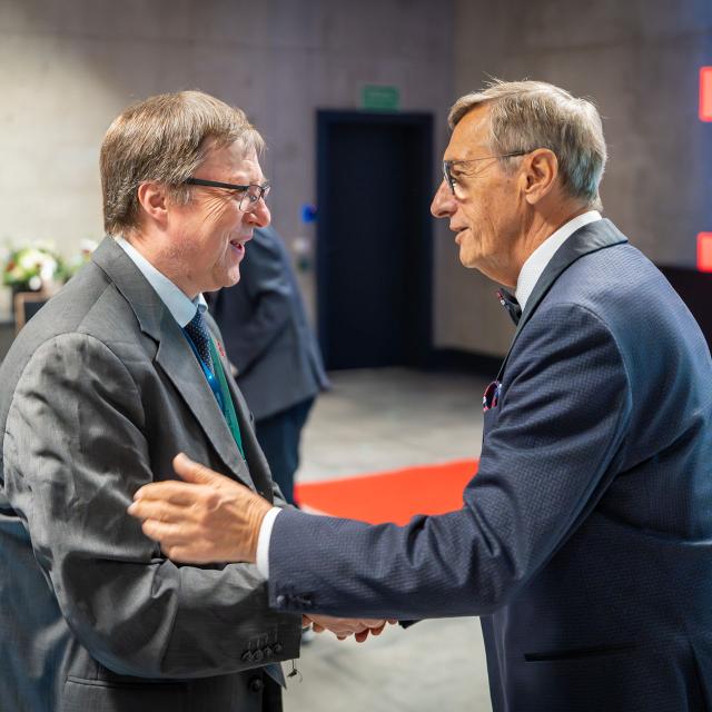 Zdjęcie z gali konferencji 70 lat nauk o zarządzaniu na Politechnice Poznańskiej