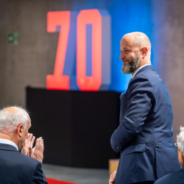 Zdjęcie z gali konferencji 70 lat nauk o zarządzaniu na Politechnice Poznańskiej