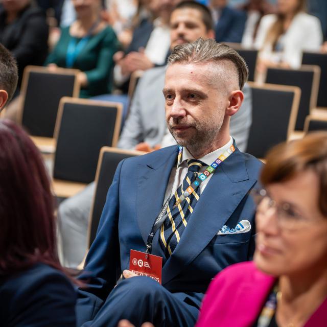 Zdjęcie z gali konferencji 70 lat nauk o zarządzaniu na Politechnice Poznańskiej