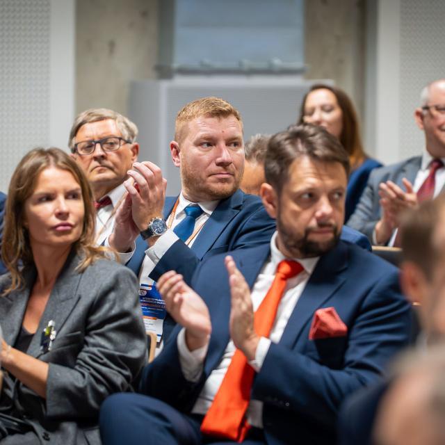 Zdjęcie z gali konferencji 70 lat nauk o zarządzaniu na Politechnice Poznańskiej