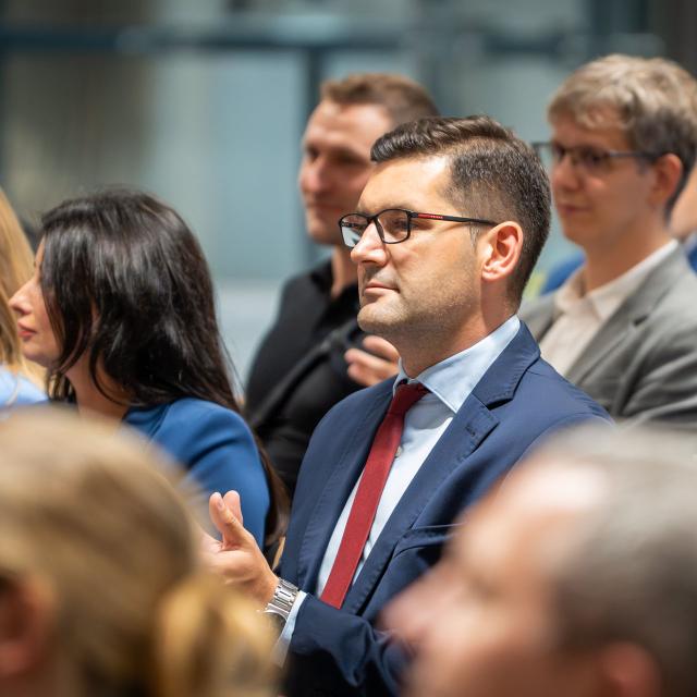 Zdjęcie z gali konferencji 70 lat nauk o zarządzaniu na Politechnice Poznańskiej