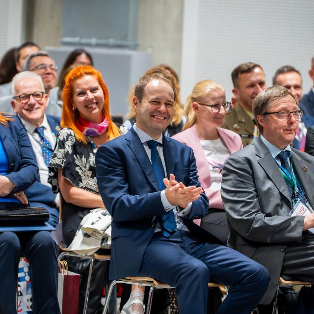 Zdjęcie z gali konferencji 70 lat nauk o zarządzaniu na Politechnice Poznańskiej