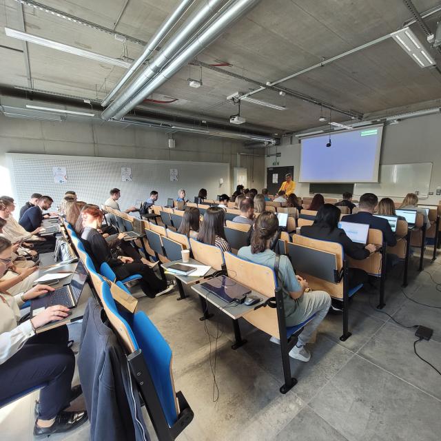 Zdjęcie uczestników sesji specjalnej zorganizowanej w ramach projektu BAS4SC