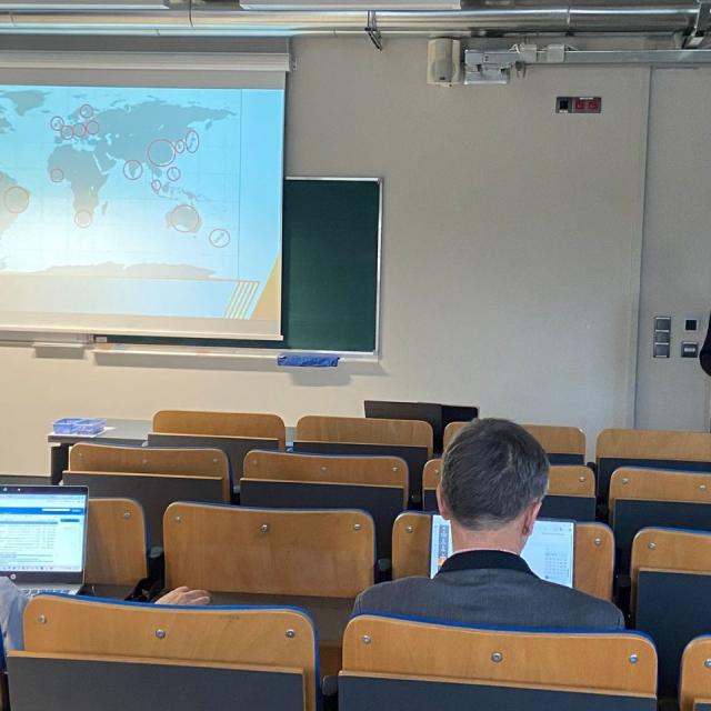 Zdjęcie uczestników wykładu prof. Andrew Thatchera